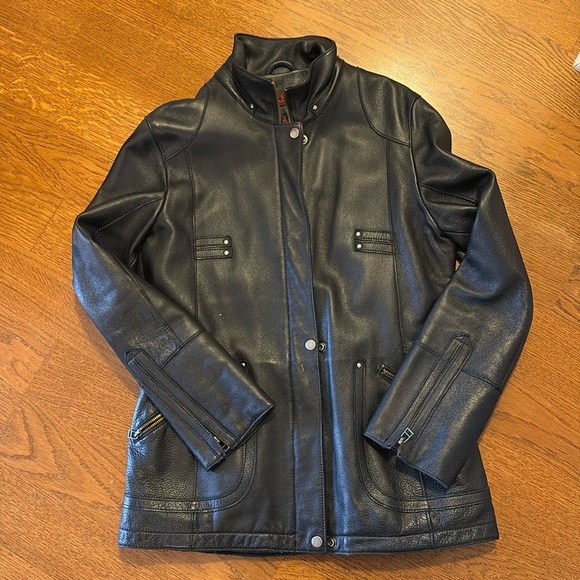 Danier Jackets & Blazers - Vintage Black pebble leather insulated Danier biker jacket